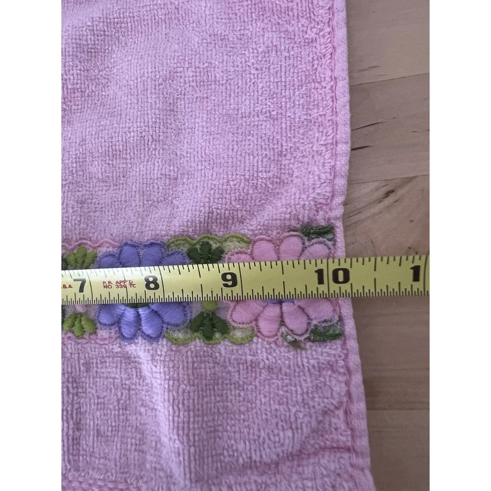 Vtg‎ Springmaid Small Pink Hand Finger Towels w/ Embroidered Retro Flowers Set 2